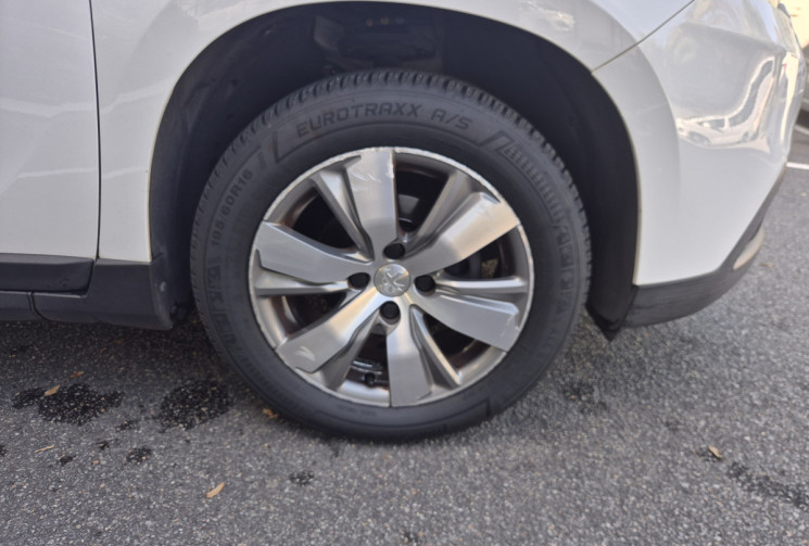 Peugeot 2008 1.6 BlueHDI 100 Style