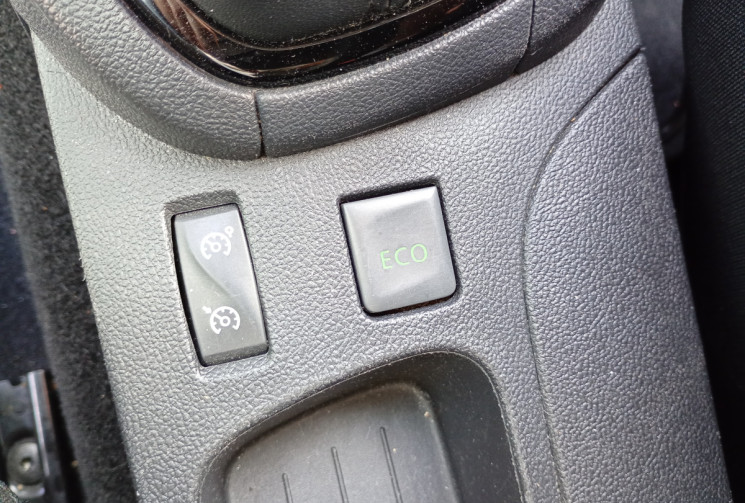 Renault Clio IV Phase 2 1.5 dCi 75 cv Energy Business /Bon suivi entretien /Carplay