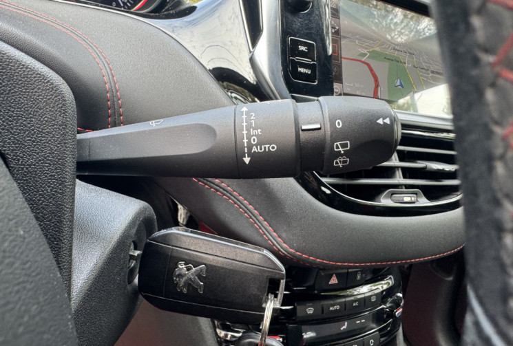 Peugeot 208 Phase 2 3 Portes GTI 1.6 THP 16V S&S 208 CH  / VEHICULE FRANCAIS