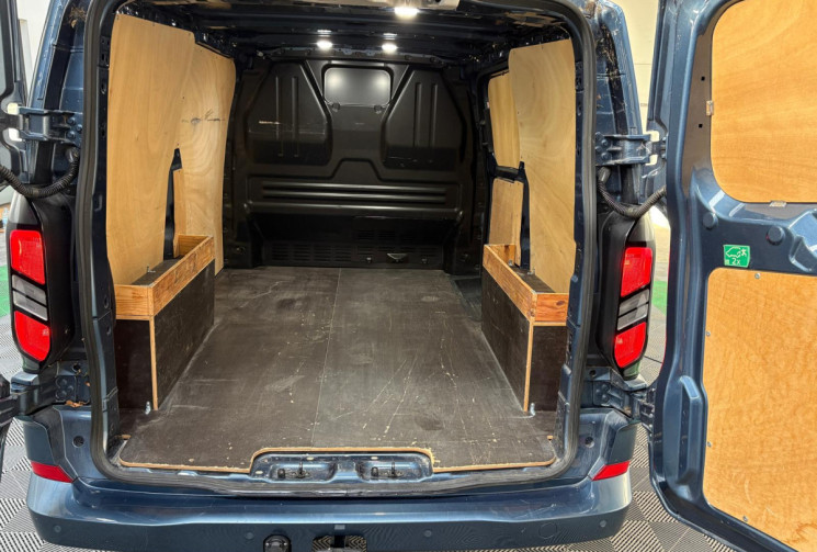 Ford TRANSIT CUSTOM FG VAN LIMITED 300 L1H1 2.0 ECOBLUE GARANTIE CONSTRUCTEUR TVA RECUPERABLE