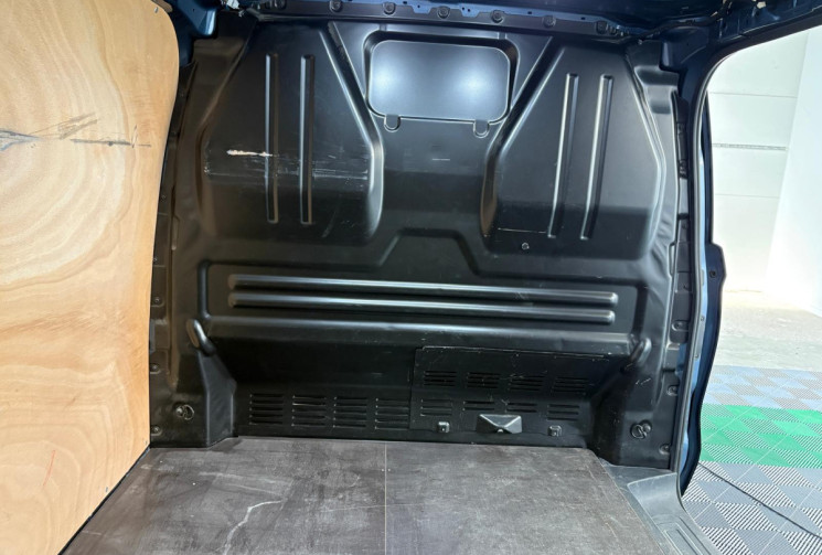 Ford TRANSIT CUSTOM FG VAN LIMITED 300 L1H1 2.0 ECOBLUE GARANTIE CONSTRUCTEUR TVA RECUPERABLE