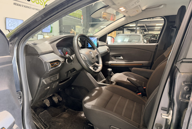 Dacia Sandero 1.0 ECO-G 100 ch Stepway Confort 1ERE MAIN