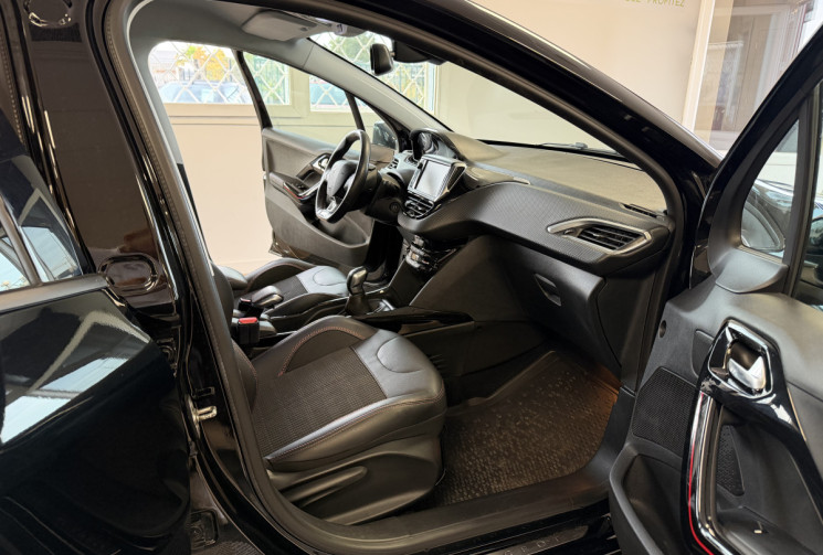 Peugeot 2008 1.5 BLUEHDI  102 GT LINE / SUIVI COMPLET PEUGEOT 