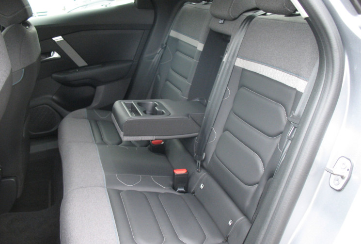 Citroën C4 X 1.5 HDI 130 SHINE 1ERE MAIN