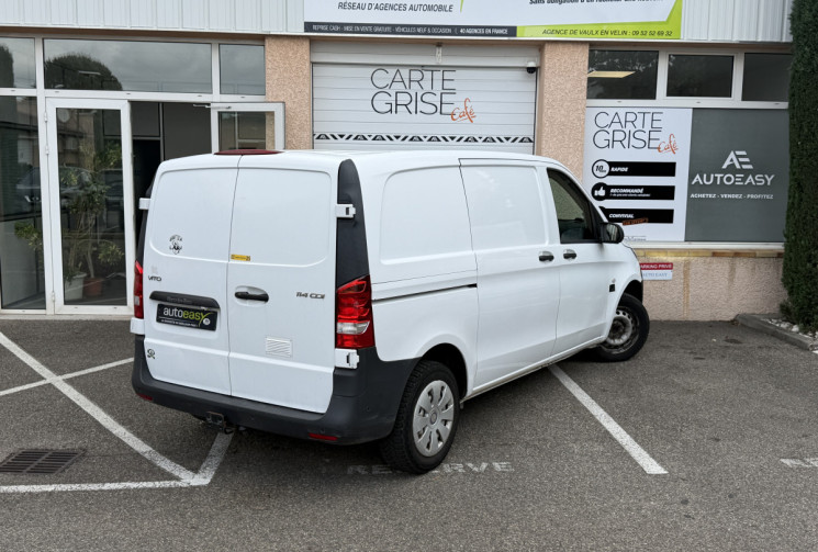 Mercedes Vito VAN Aménagé / 136 ch / Lit peigne 
