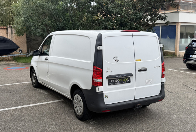 Mercedes Vito VAN Aménagé / 136 ch / Lit peigne 
