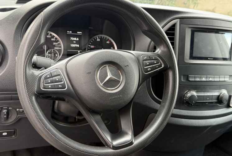 Mercedes Vito VAN Aménagé / 136 ch / Lit peigne 