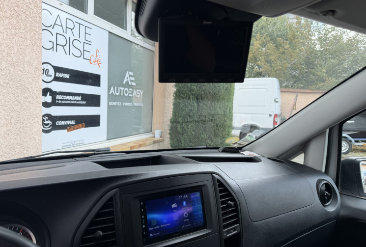 Mercedes Vito VAN Aménagé / 136 ch / Lit peigne 