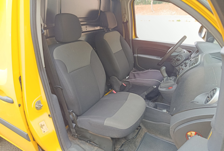 Renault Kangoo 1.5 dCi 90 ch - Porte latérale - Clim - Camera - Bluetooth - Distribution faite