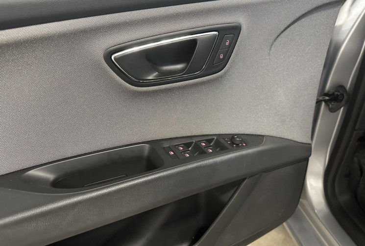 SEAT Leon  1.0 TSI 116 Style Business / Révisée / Caméra de recul / Carplay 