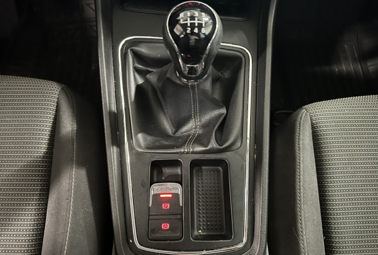 SEAT Leon  1.0 TSI 116 Style Business / Révisée / Caméra de recul / Carplay 