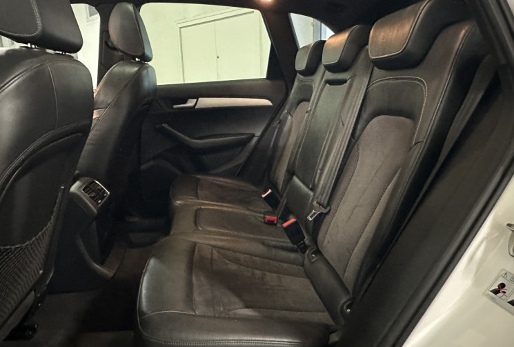 Audi Q5 3.0 TDI 240 S Line  Allroad / Carplay / Toit ouvrant / Quattro / Caméra de recul