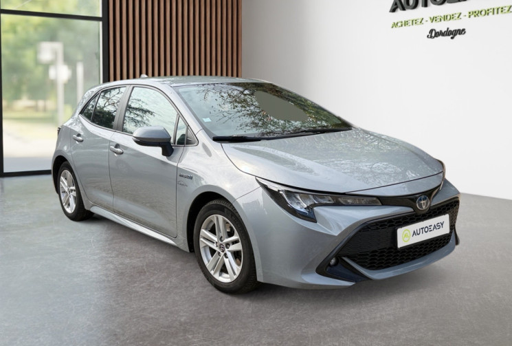 Toyota Corolla 2.0 VVT-i HEV HYBRIDE 180H DESIGN