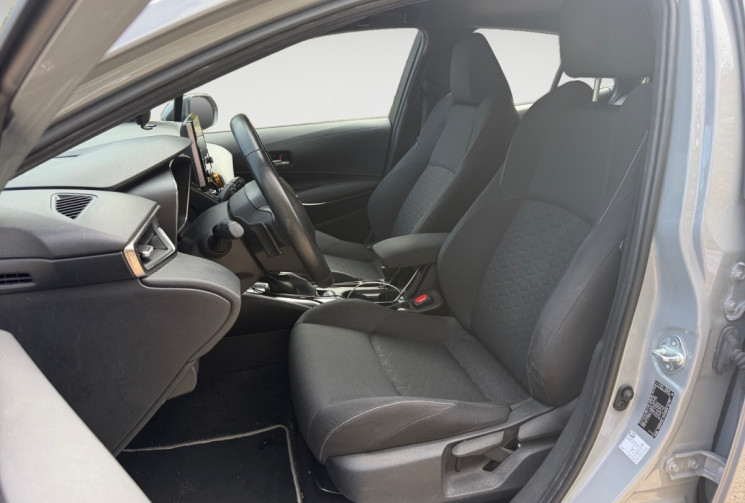 Toyota Corolla 2.0 VVT-i HEV HYBRIDE 180H DESIGN