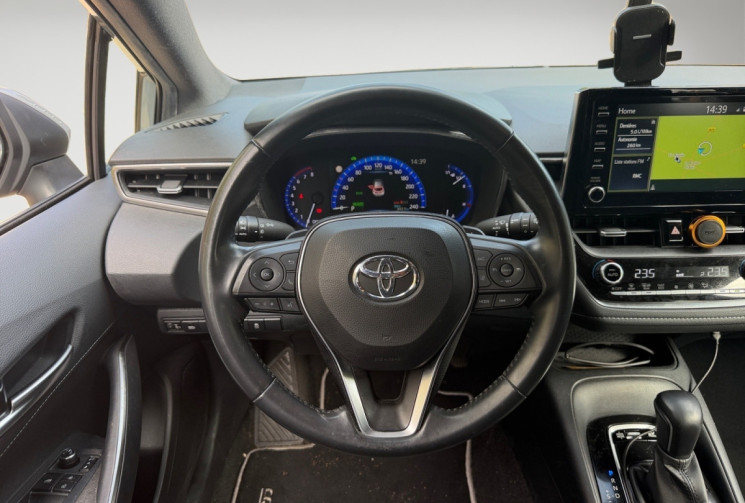 Toyota Corolla 2.0 VVT-i HEV HYBRIDE 180H DESIGN
