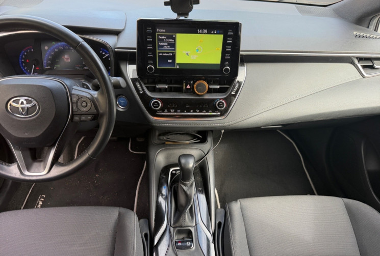 Toyota Corolla 2.0 VVT-i HEV HYBRIDE 180H DESIGN