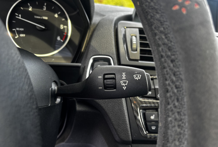 BMW Série 1 116d 115ch BVM6 - LOUNGE EDITION
