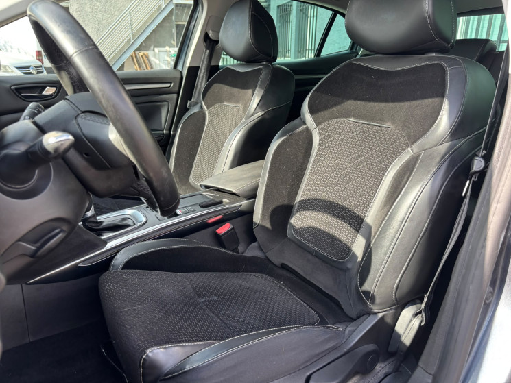 Renault Megane 1.2 Tce INTENS / SUIVI COMPLET / LED AMBIANCE / CLIMATISATION / BLEUTHOOT / GPS  