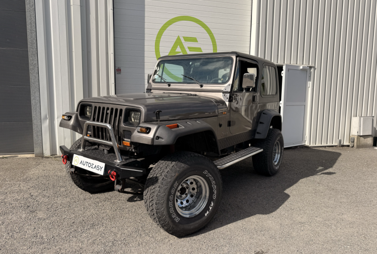 Jeep Wrangler YJ 2.5 i Break baché 4WD 121 CV 