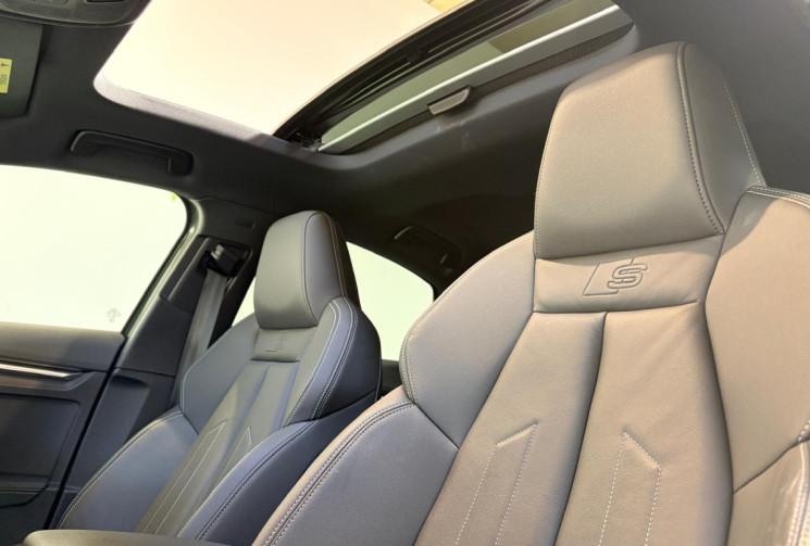 Audi A3 BERLINE A3 (II)-150cv-SLINE Hybrid-TOIT OUVRANT-INTERIEUR CUIR - ENTRETIEN COMPLET