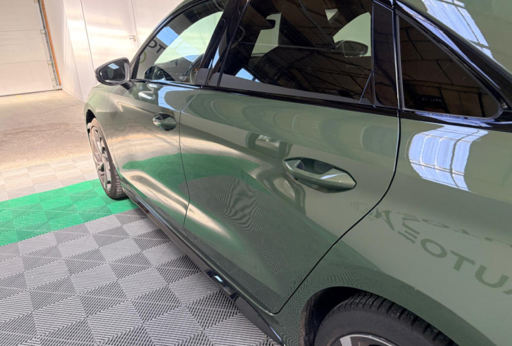 Audi A3 BERLINE A3 (II)-150cv-SLINE Hybrid-TOIT OUVRANT-INTERIEUR CUIR - ENTRETIEN COMPLET