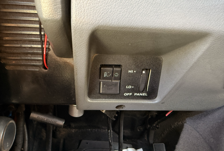 Jeep Wrangler YJ 2.5 i Break baché 4WD 121 CV 