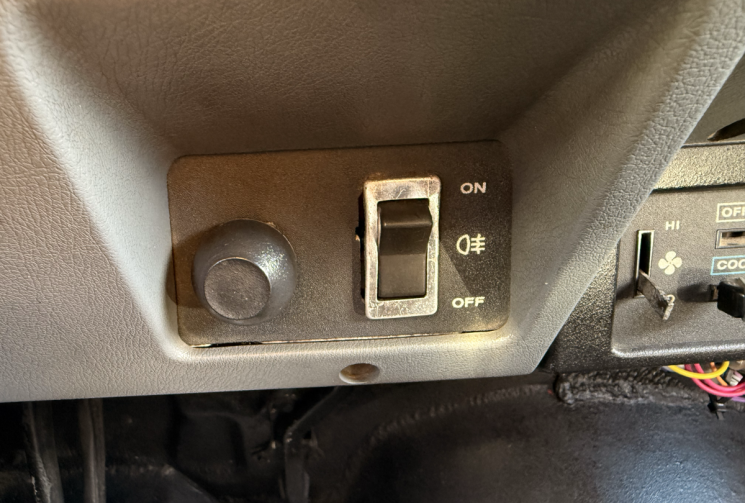 Jeep Wrangler YJ 2.5 i Break baché 4WD 121 CV 