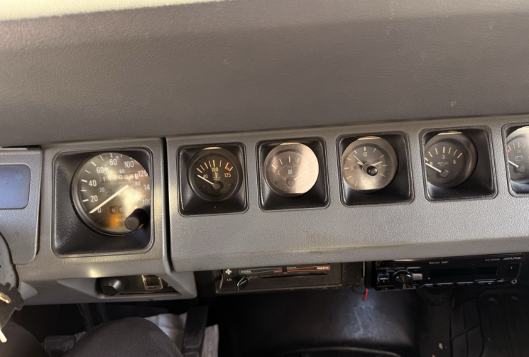Jeep Wrangler YJ 2.5 i Break baché 4WD 121 CV 