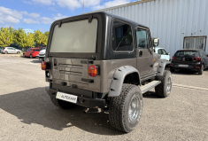 Jeep Wrangler YJ 2.5 i Break baché 4WD 121 CV 