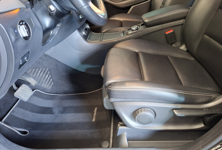 Mercedes Classe B B 200 D W247 SENSATION / TOIT OUVRANT / PACK CUIR