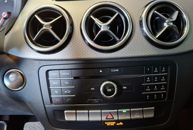 Mercedes Classe B B 200 D W247 SENSATION / TOIT OUVRANT / PACK CUIR