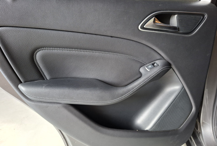 Mercedes Classe B B 200 D W247 SENSATION / TOIT OUVRANT / PACK CUIR