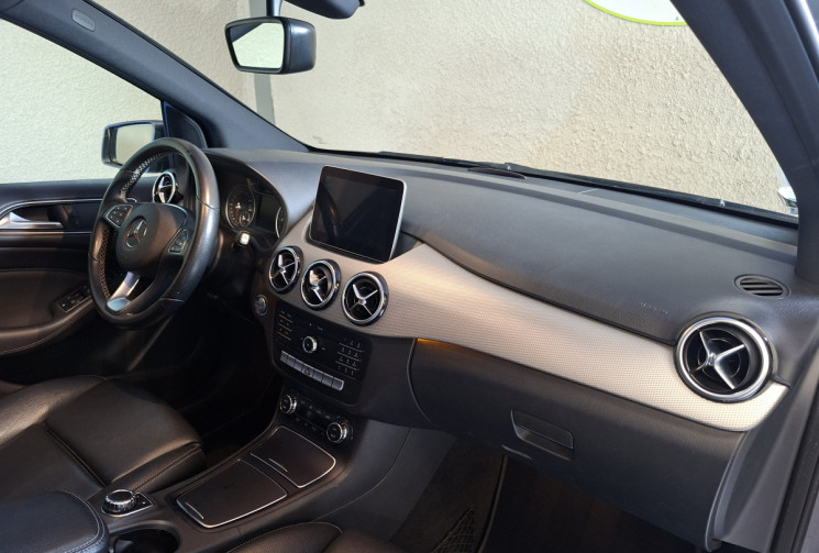Mercedes Classe B B 200 D W247 SENSATION / TOIT OUVRANT / PACK CUIR
