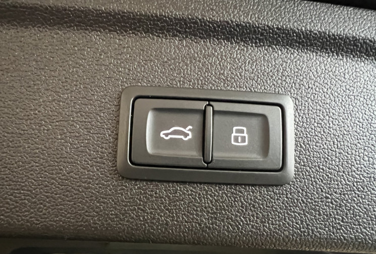 Audi A3 SPORTBACK 40 TFSI e 204 S Line / Full Options / Toit Ouvrant