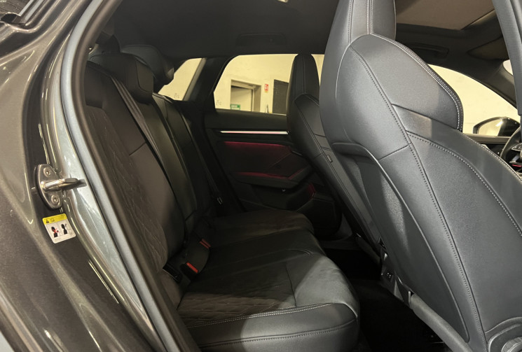 Audi A3 SPORTBACK 40 TFSI e 204 S Line / Full Options / Toit Ouvrant
