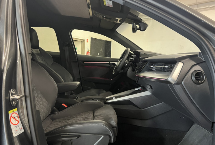 Audi A3 SPORTBACK 40 TFSI e 204 S Line / Full Options / Toit Ouvrant
