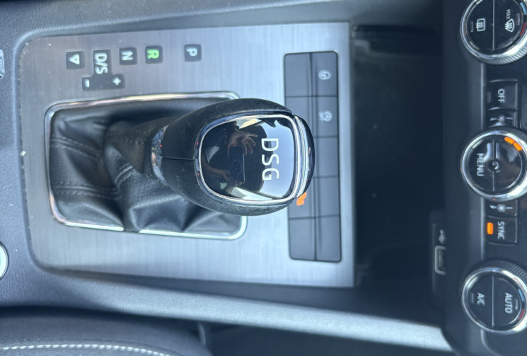 Skoda Octavia Combi 2.0 tdi 150 cv boite auto