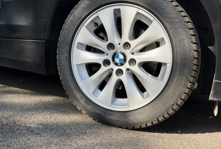 BMW Série 1 118i / E81 / 69600km / 143ch / Toit ouvrant /