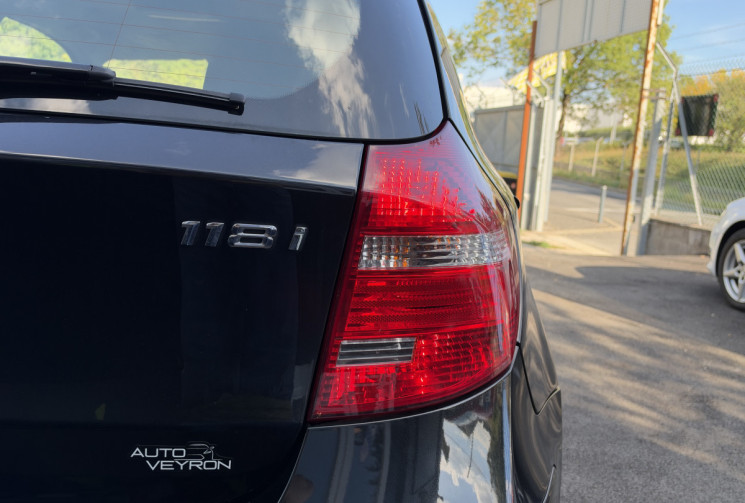 BMW Série 1 118i / E81 / 69600km / 143ch / Toit ouvrant /