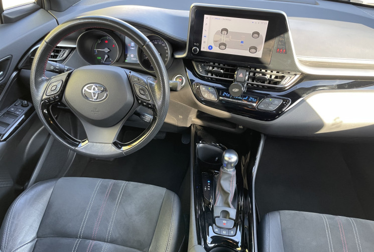 Toyota C-HR 184h GR-SPORT 2WD E-CVT MY22