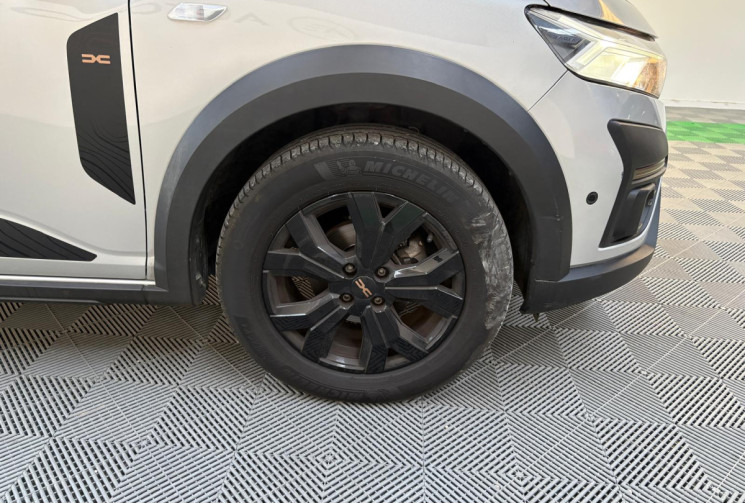 Dacia Sandero STEPWAY EXTREME TCE 90 ATTELAGE ENTRETIEN COMPLET DACIA