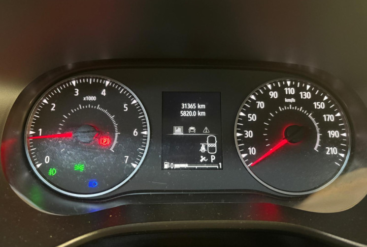 Dacia Sandero STEPWAY EXTREME TCE 90 ATTELAGE ENTRETIEN COMPLET DACIA