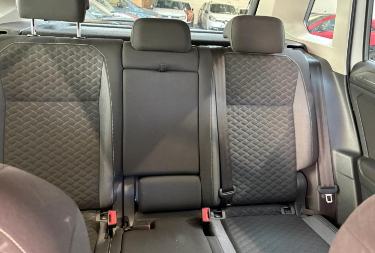 Volkswagen Tiguan CONNECT 2.0 TDI 150 ATTELAGE AMMOVIBLE FULL ENTRETIEN VW
