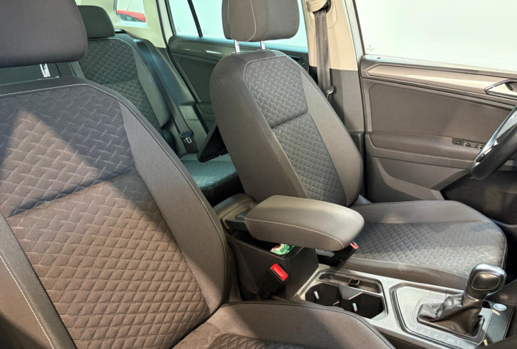 Volkswagen Tiguan CONNECT 2.0 TDI 150 ATTELAGE AMMOVIBLE FULL ENTRETIEN VW