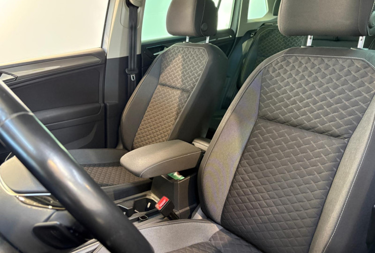 Volkswagen Tiguan CONNECT 2.0 TDI 150 ATTELAGE AMMOVIBLE FULL ENTRETIEN VW