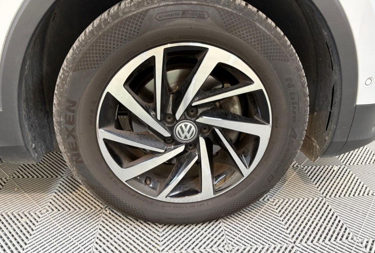 Volkswagen Tiguan CONNECT 2.0 TDI 150 ATTELAGE AMMOVIBLE FULL ENTRETIEN VW