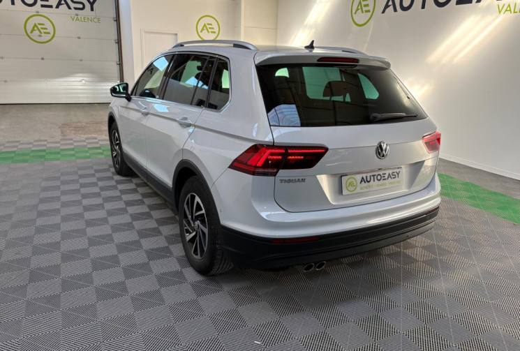 Volkswagen Tiguan CONNECT 2.0 TDI 150 ATTELAGE AMMOVIBLE FULL ENTRETIEN VW