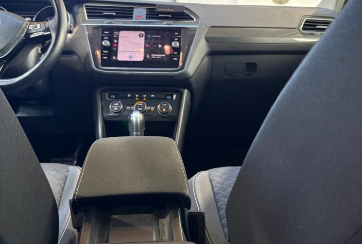 Volkswagen Tiguan CONNECT 2.0 TDI 150 ATTELAGE AMMOVIBLE FULL ENTRETIEN VW