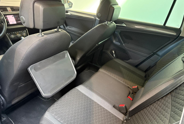 Volkswagen Tiguan CONNECT 2.0 TDI 150 ATTELAGE AMMOVIBLE FULL ENTRETIEN VW