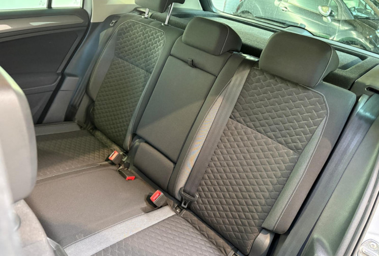 Volkswagen Tiguan CONNECT 2.0 TDI 150 ATTELAGE AMMOVIBLE FULL ENTRETIEN VW
